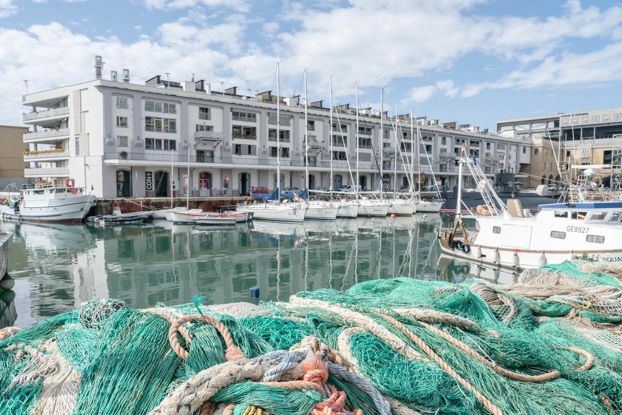 Darsena Apartment Genoa Bagian luar foto